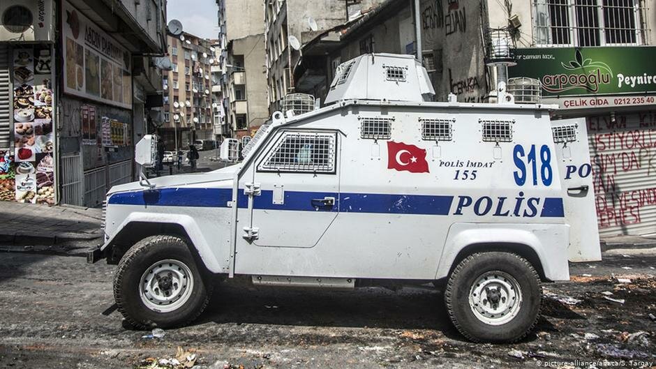 В Турции по подозрению в связях с FETO задержали более 50 человек