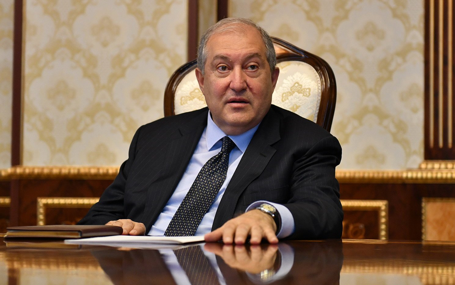 В Армении заявили о возможности отзыва заявления об отставке президента
