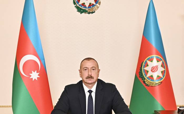 Президент поздравил православную христианскую общину Азербайджана