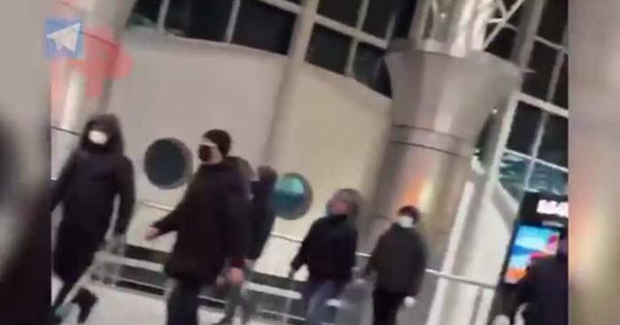 Захват аэропорта в Алма-Ате попал на видео
