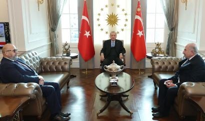 Эрдоган встретился с представителями Союза армянских фондов Стамбула