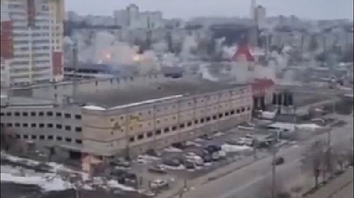 Российские войска обстреляли Харьков из "Градов", десятки погибших 