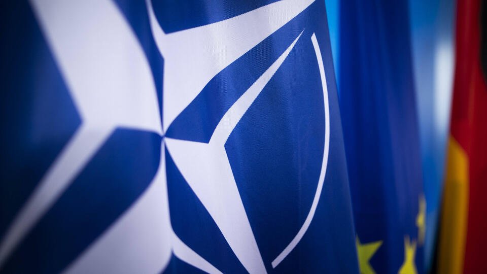 В США заявили, что будут отстаивать принцип "открытых дверей" в НАТО
