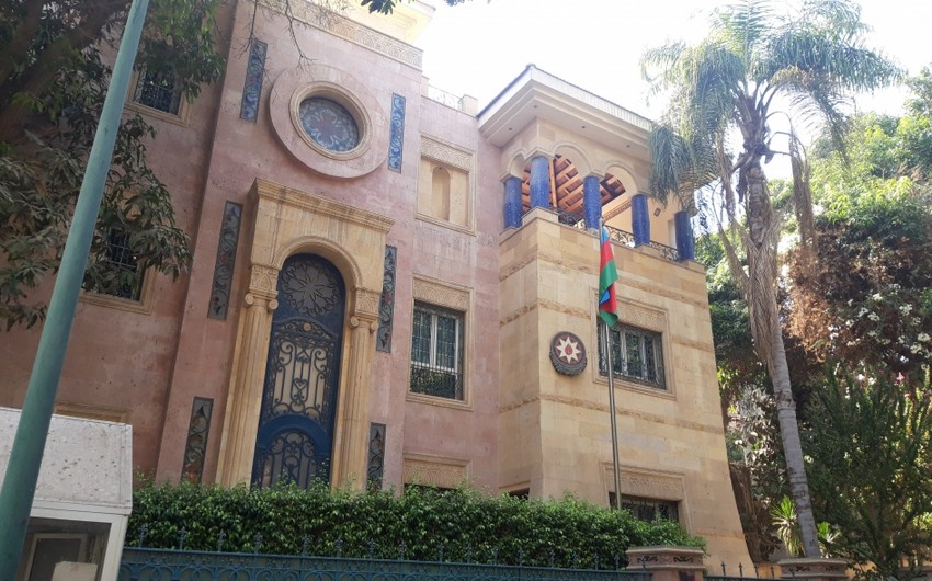 Посольство обратилось к азербайджанцам, выехавшим из Украины на египетские курорты
