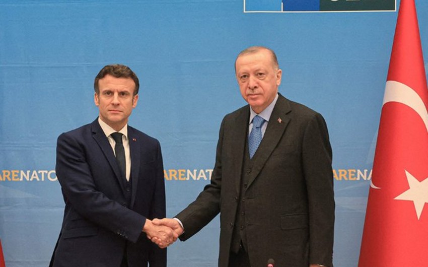 Эрдоган и Макрон встретились в Брюсселе
