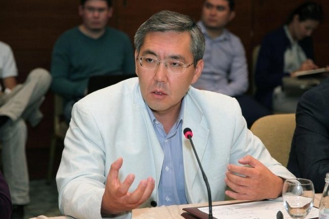 Казахстанский экономист: Прикаспийским государствам нужно будет строить самостоятельную политику, основанную на собственных интересах" - ИНТЕРВЬЮ