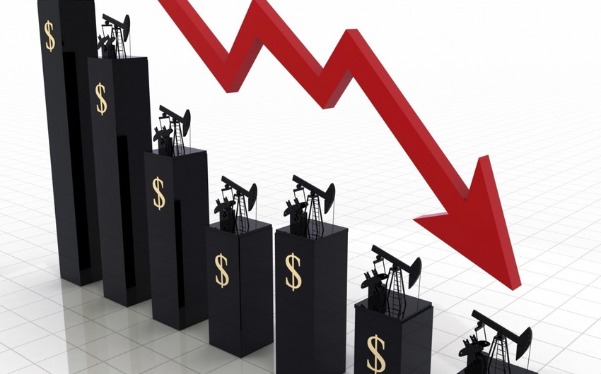 Цена азербайджанской нефти упала ниже 105 долларов
