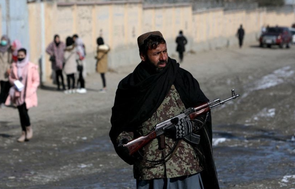 «Талибан» обязал госслужащих отращивать бороды и носить тюрбаны, - Reuters
