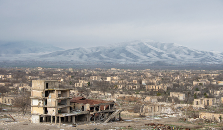 Власти Армении мечтают о третьей Карабахской?.. 
