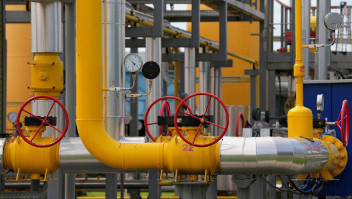 В Германии заявили об отказе стран G7 платить за российский газ рублями
