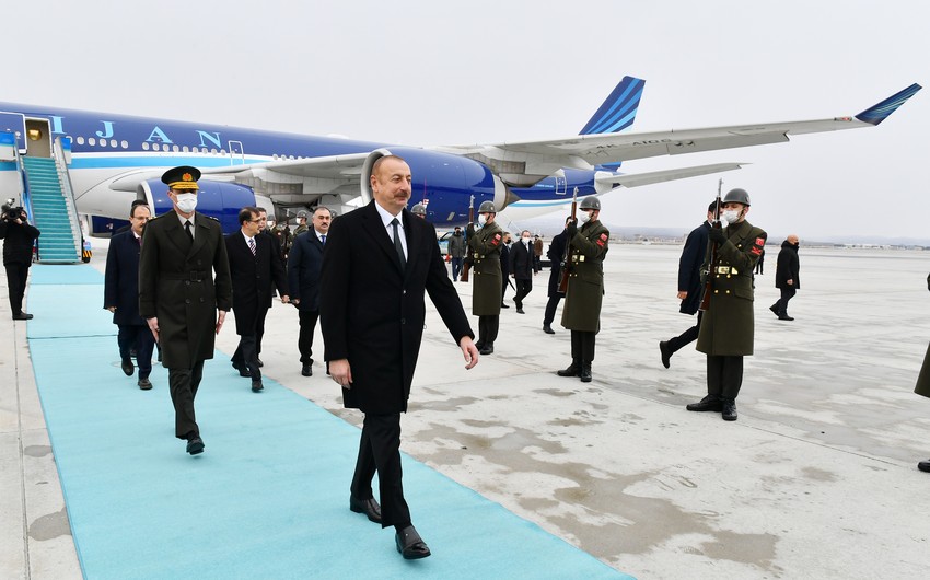Начался рабочий визит президента Ильхама Алиева в Турцию