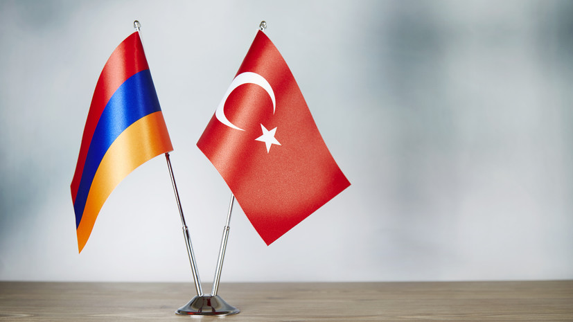 Глава МИД Армении заявил о готовности Еревана установить дипотношения с Турцией
