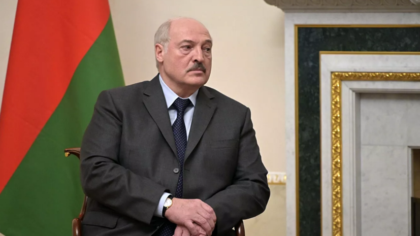 Лукашенко: если Украина не договорится с Россией, то подпишет акт о капитуляции
