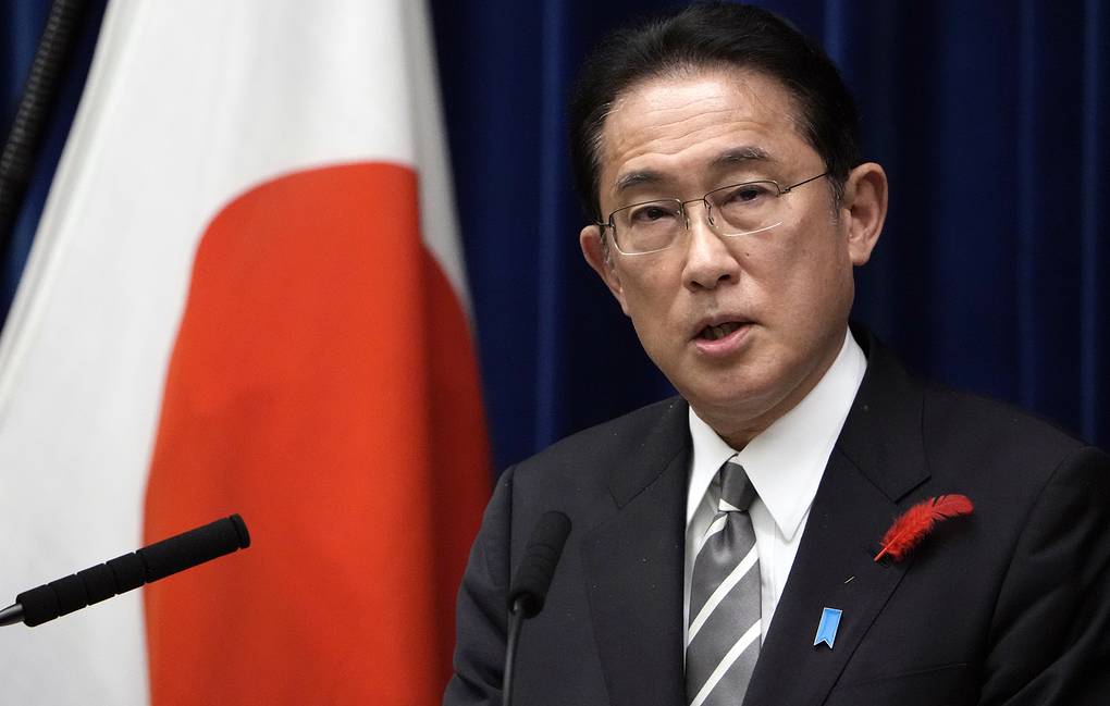 Япония считает недопустимым прекращение переговоров по мирному договору с Россией