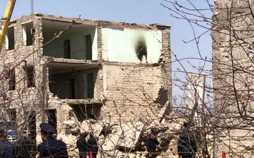 Число погибших в результате обрушения школы в Нахчыване достигло четырех