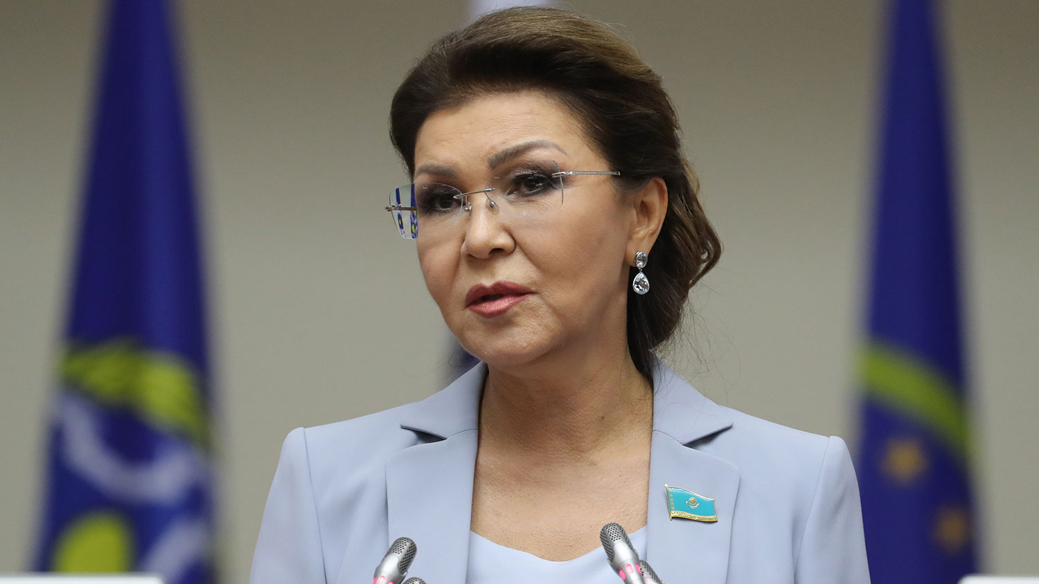 Мажилис утвердил сложение полномочий депутата Назарбаевой
