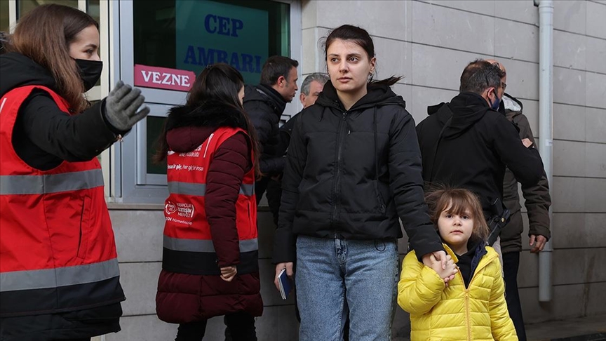 Группы эвакуированных крымских татар прибывают в Турцию