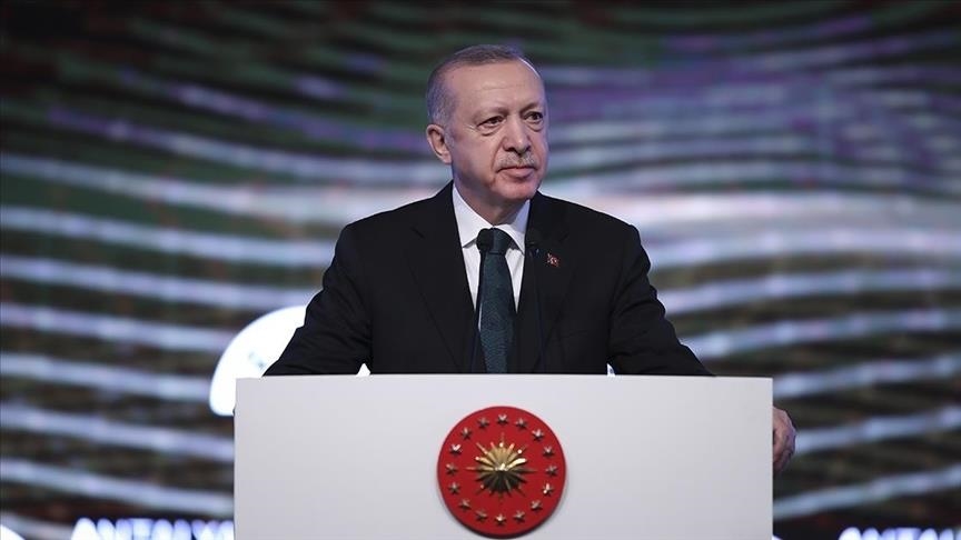 Эрдоган: Безответственность СМИ поощряют ненависть и неприятие
