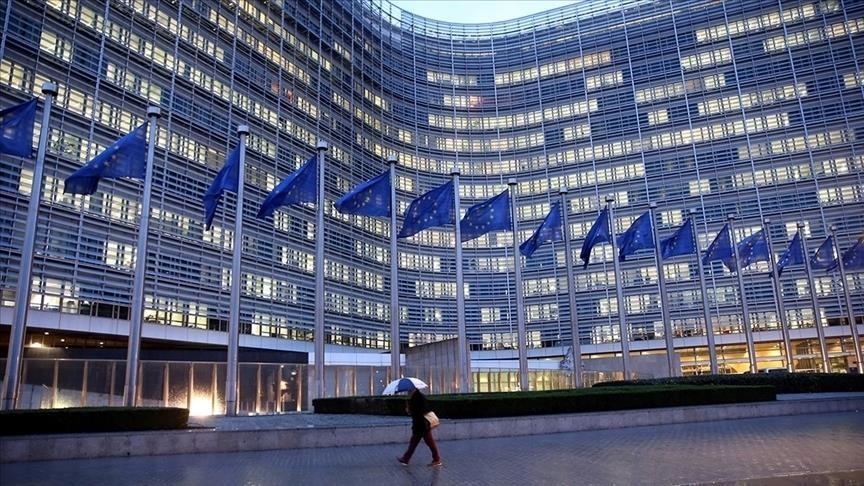 ЕС с партнерами по ВТО исключит РФ из «режима наибольшего благоприятствования» - Домбровскис
