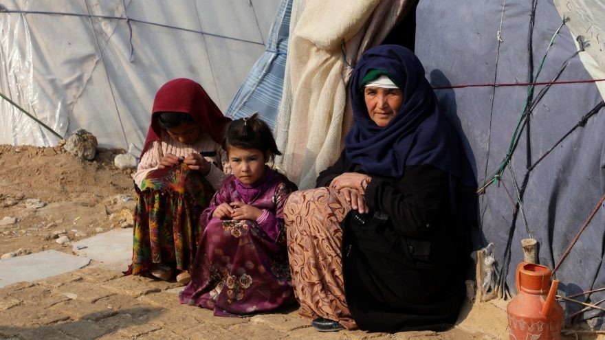Гуманитарный кризис в Афганистане: Глава ООН заявил, что 9 млн человек грозит голод
