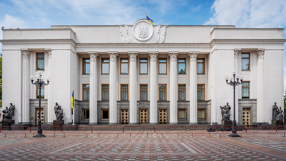 Верховная Рада продлила действие военного положения в Украине до 25 мая