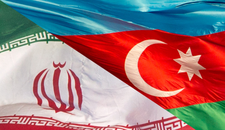 Глава МИД Азербайджана поговорил с иранским коллегой
