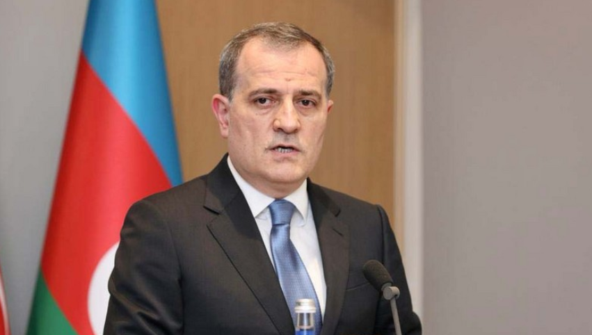 Глава МИД: Азербайджан готов начать первый раунд переговоров с Арменией
