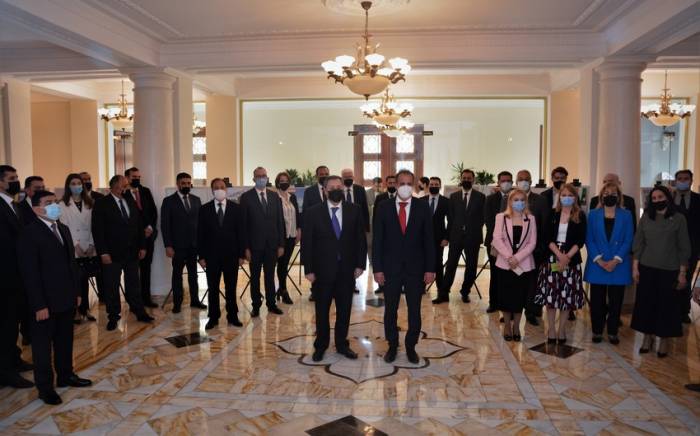 В Азербайджане отметили 30-летие установления дипотношений с Венгрией

