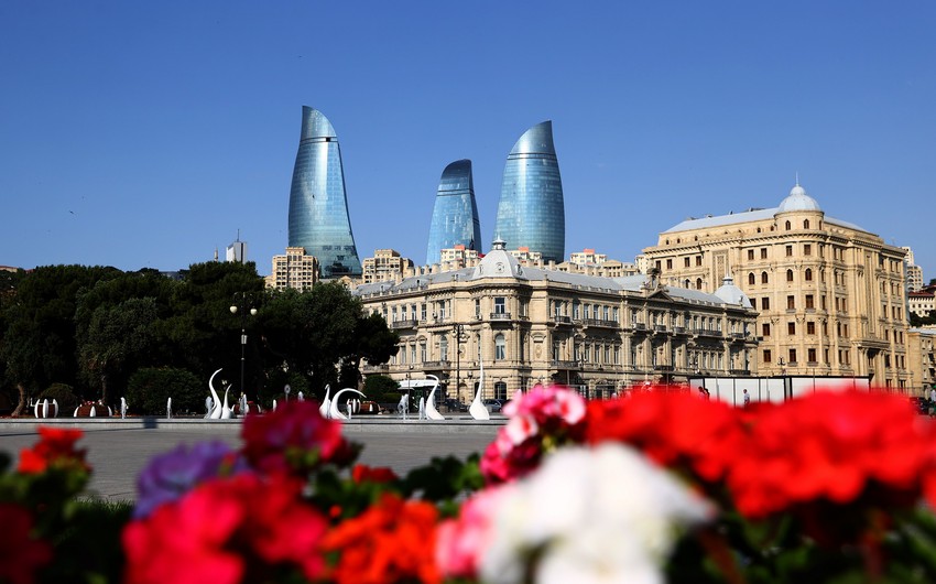Российские туроператоры рекомендовали Азербайджан и 11 стран местным туристам