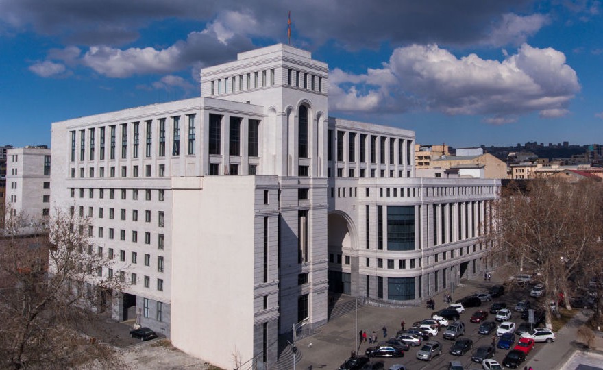 Ереван предъявляет претензии к российским миротворцам