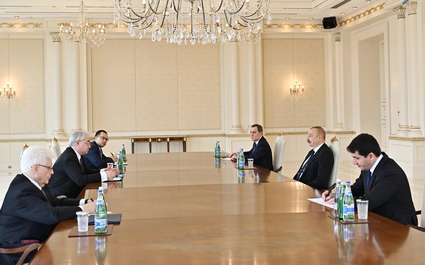 Президент принял спецпредставителя МИД России по нормализации отношений между Азербайджаном и Арменией
