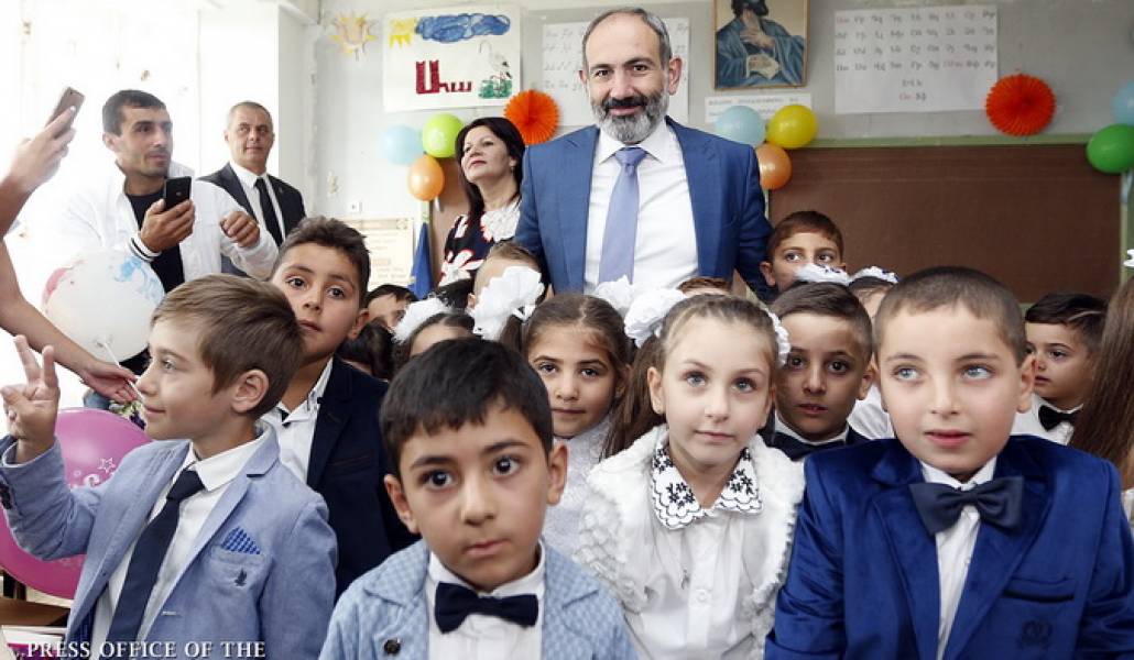 В Армении за 30 лет вдвое сократилось число обучающихся на русском языке