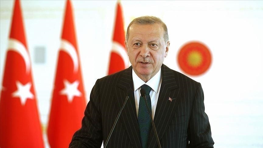 Президент Турции поздравил нового премьера Пакистана
