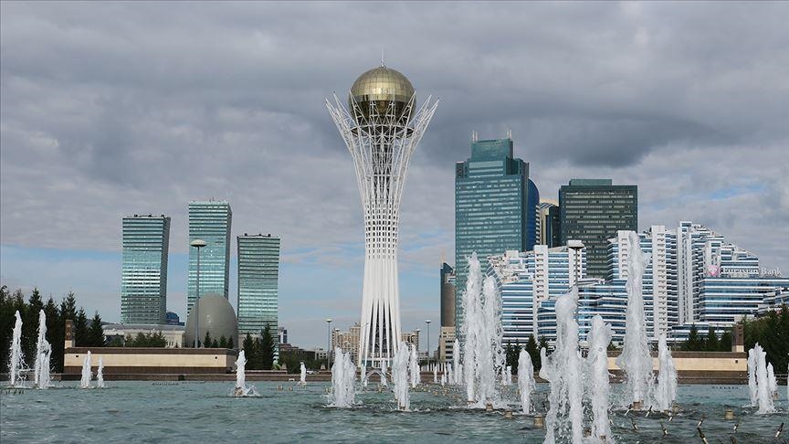 Казахстан отменил парад к Дню победы

