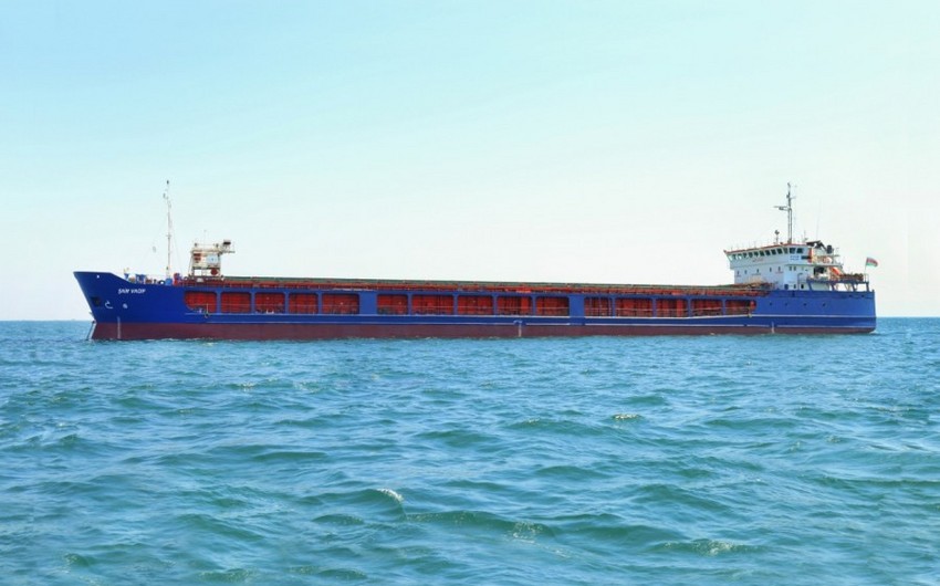 Азербайджанское судно будет реализовывать фидерные перевозки в Европу по Черному морю
