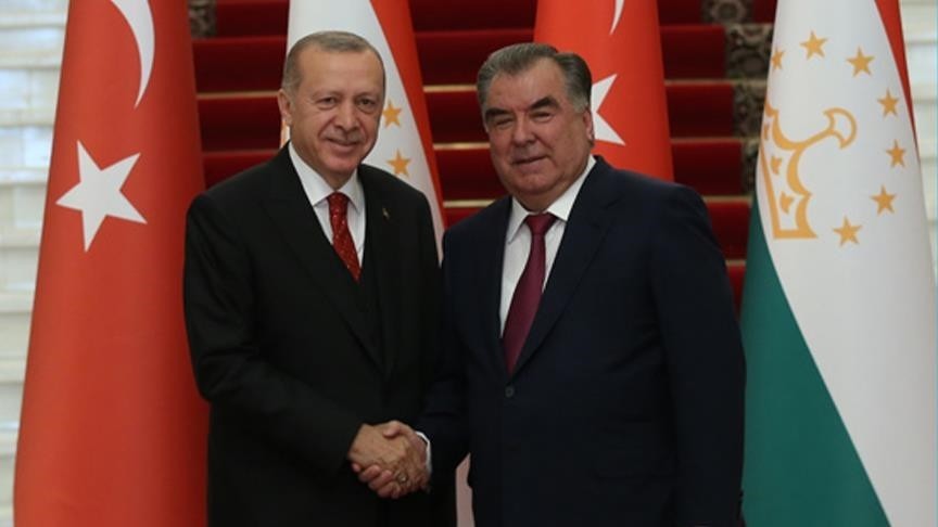 Президенты Таджикистана и Турции обсудили вопросы сотрудничества
