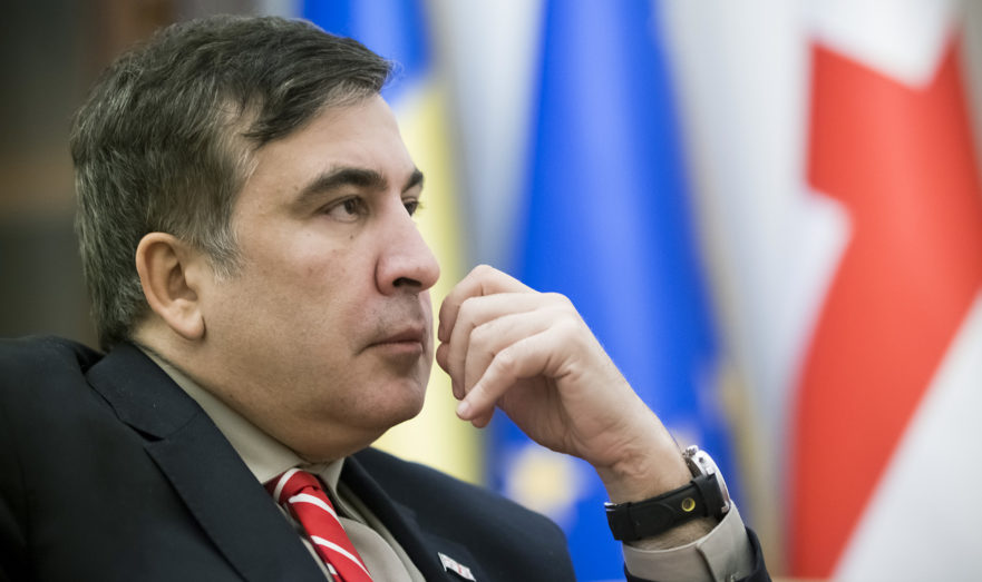 Саакашвили заявил о необходимости операции на позвоночнике

