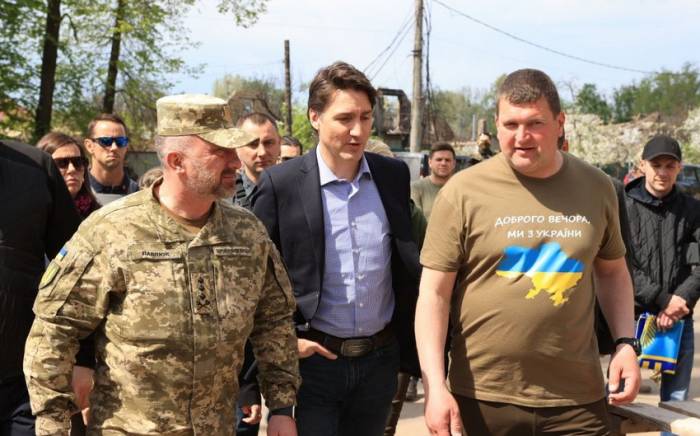 Премьер-министр Канады прибыл в Украину
