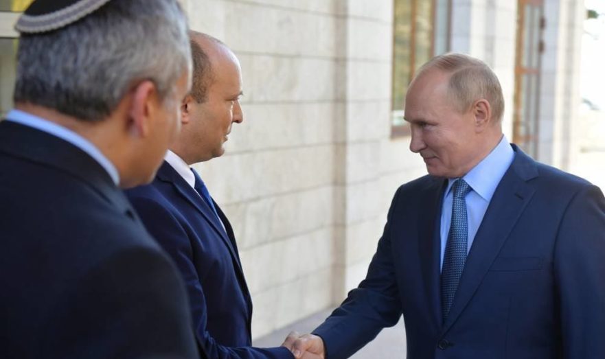 Путин извинился перед премьером Израиля за слова Лаврова о Гитлере