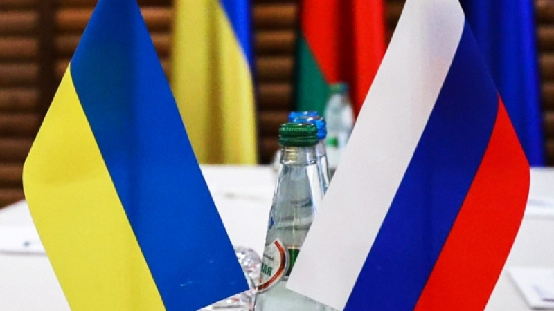 Украина подтвердила приостановку переговоров с Россией

