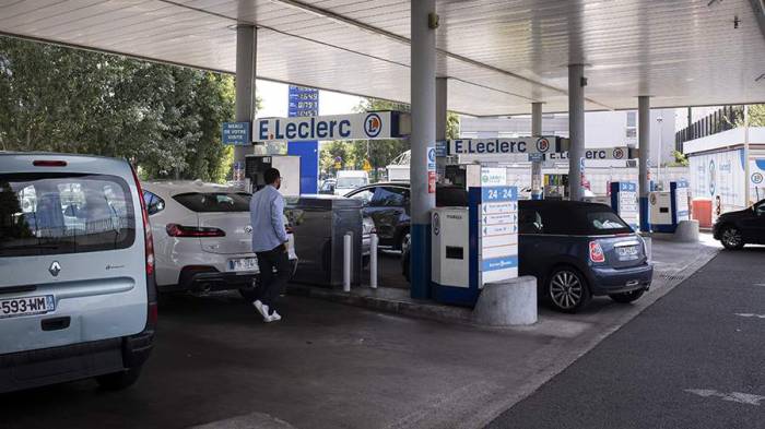 Во Франции резко выросли цены на топливо
