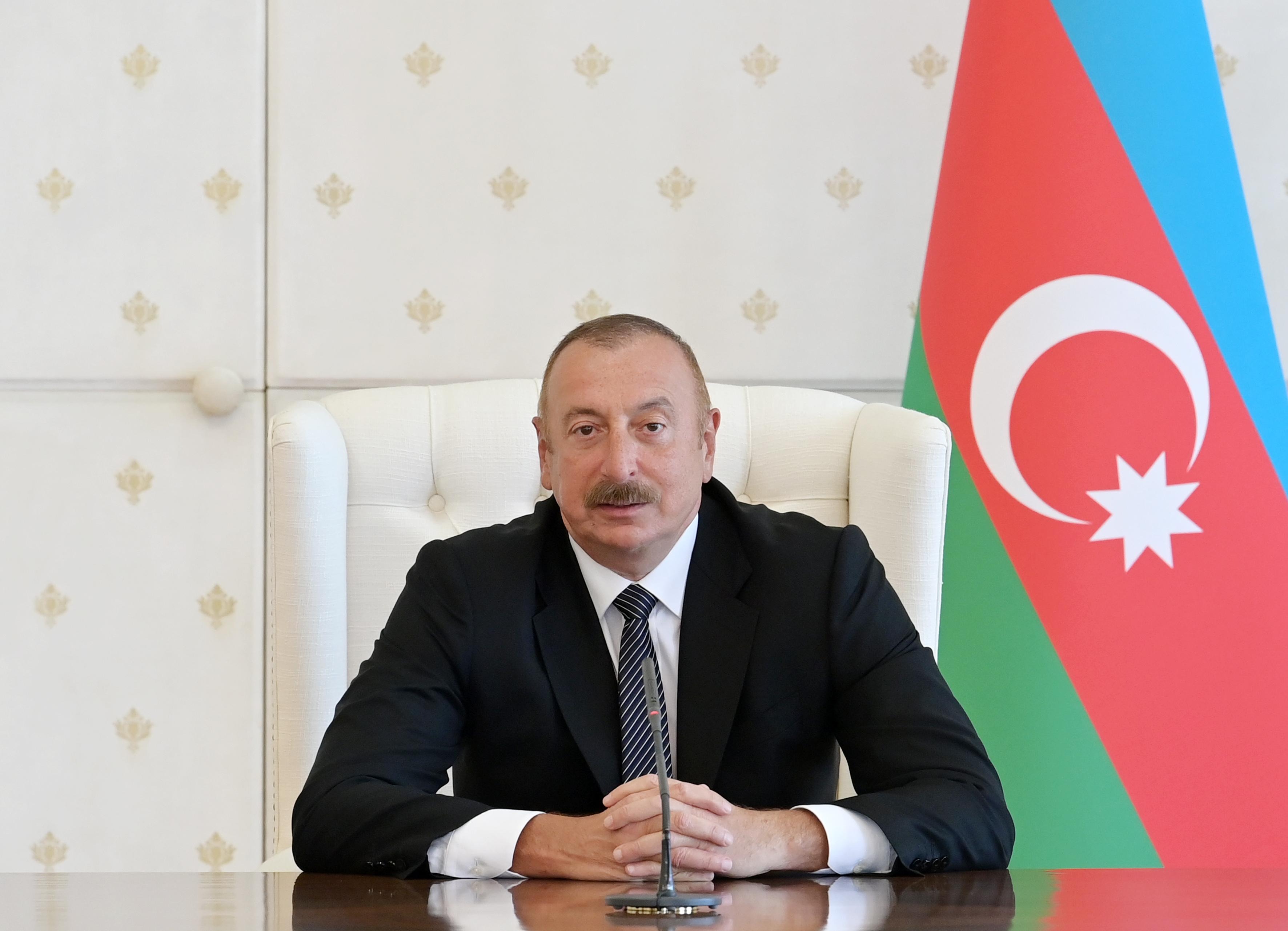 Президент Ильхам Алиев принял членов национальной команды, ставшей победителем ЧЕ по мини-футболу -ФОТО