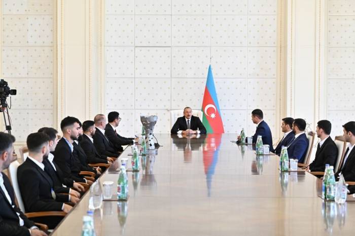 Президент Ильхам Алиев: Меня особо радует, что наша национальная команда по мини-футболу состоит из местных спортсменов
