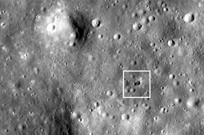 Аппарат LRO обнаружил загадочный двойной кратер от неизвестной ракеты, упавшей на Луну
