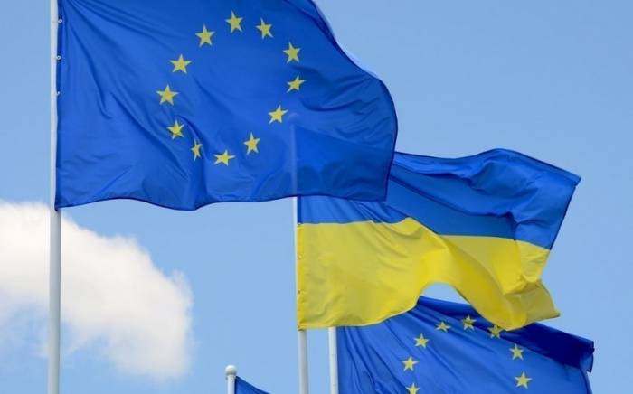 Европарламент поддержал предоставление Украине статуса кандидата на вступление в ЕС

