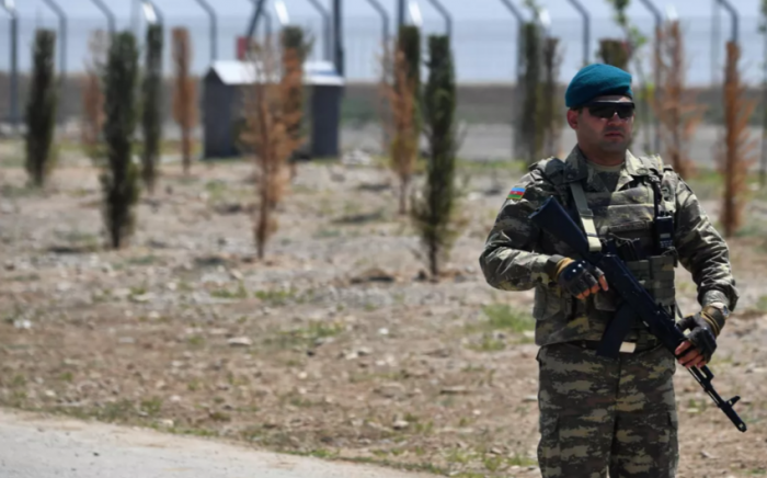 Россия, Азербайджан и Армения сошлись на пограничных и других контрольных позициях
