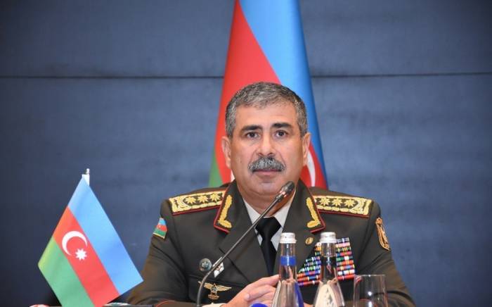 Закир Гасанов поздравил личный состав азербайджанской армии с Днем Вооруженных сил
