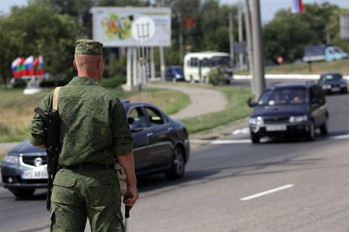 Молдавия потребовала от Приднестровья убрать блокпосты, установленные после терактов в апреле
