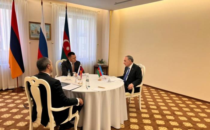 Состоялась встреча генпрокуроров Азербайджана, Армении и России
