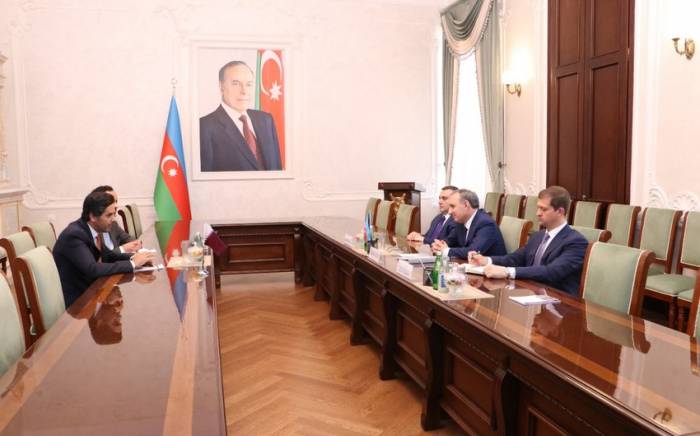 Генпрокурор Азербайджана встретился с послом Катара
